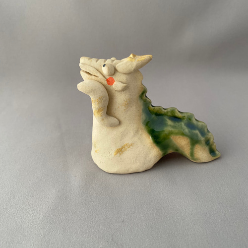 2024年干支辰年招福招き龍F 干支の置物 辰 龍 竜 ドラゴン 手作り陶器