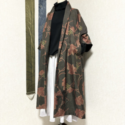 大島紬で作ったコート　寒草 2枚目の画像