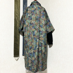 大島紬で作ったコート　木の葉 4枚目の画像