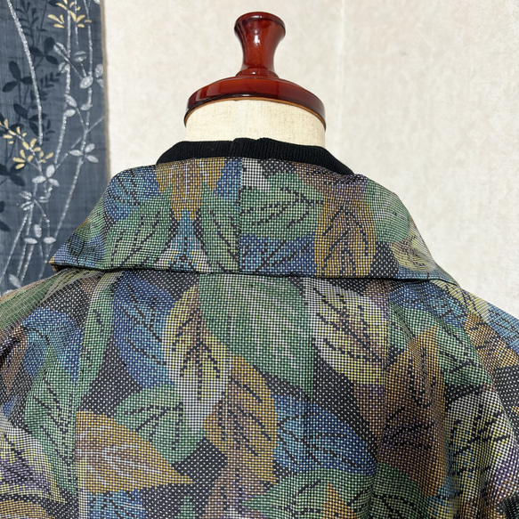 大島紬で作ったコート　木の葉 6枚目の画像