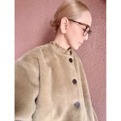 RATA❤️特製優質面料❤️成人超保暖冬季外套❤️百搭時尚，可輕鬆搭配現代或復古服飾❤️米色絨毛 第13張的照片