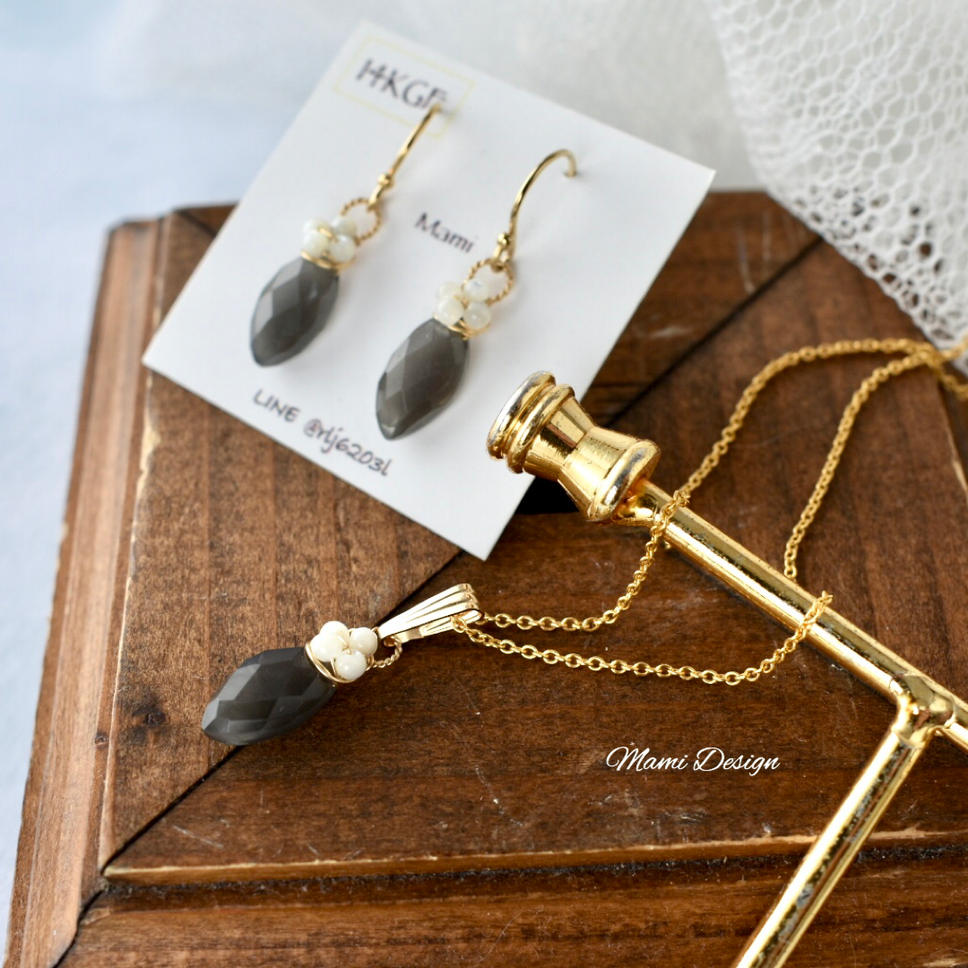 14KGF グレームーンストーンとマザーオブパールのネックレス