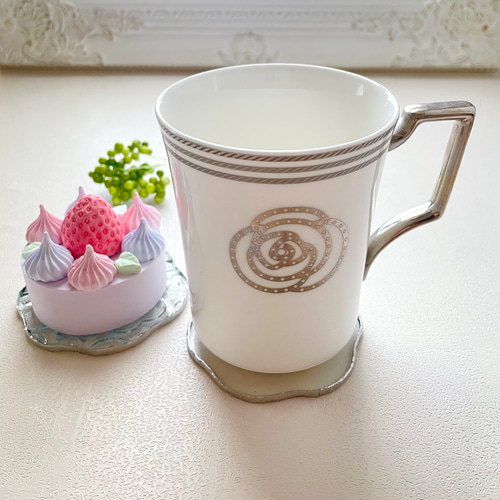 ☆苺のケーキ・アロマストーン・精油（オイル）付☆ミニチュアスイーツ