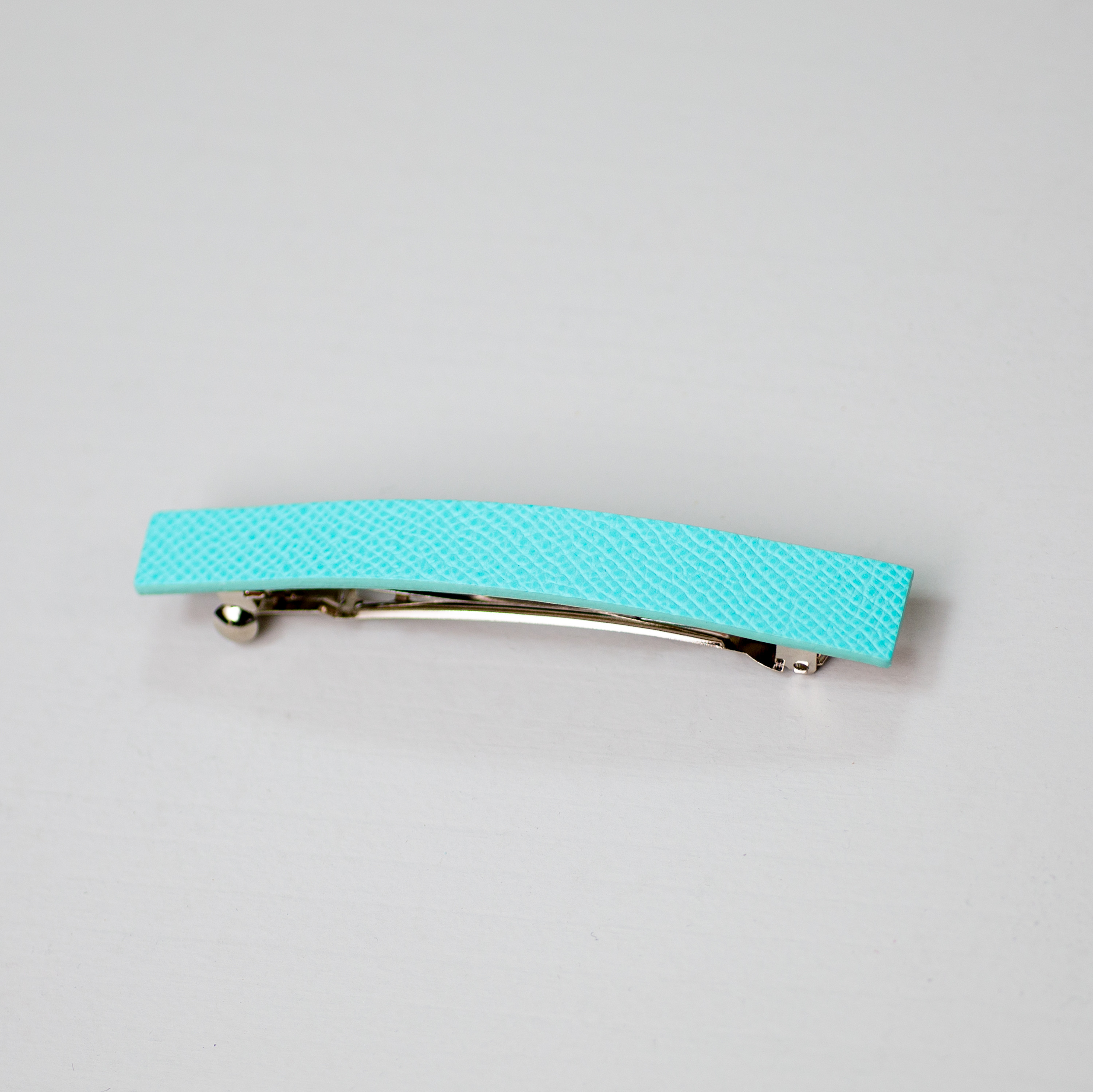 フランス産ヴォーエプソン　シボあり バレッタL ミントグリーン 本革 シンプル  レザー