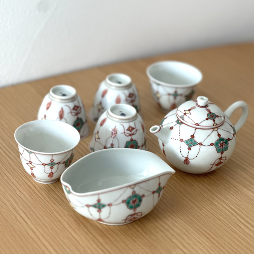 京焼・清水焼】京都 水野春陽窯 赤絵 瓔珞紋 茶器セット(宝瓶 京焼・清水焼】京都 水野春陽窯 赤絵 瓔珞紋 茶器セット(宝瓶