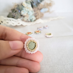 ナチュラル小さめ刺繍イヤリング/ピアス 9枚目の画像