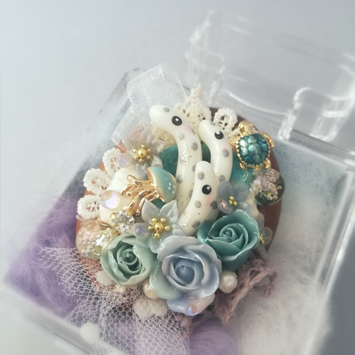 チンアナゴ好きさんに♪sea treasure ～海の宝石～ ブローチ FufuRara