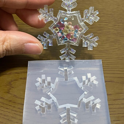 雪の結晶 5cm【シェイカー シリコンモールド 型】 2枚目の画像