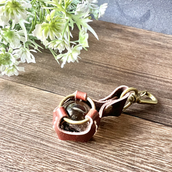 "Iris Smoky Quartz Keychain" アイリススモーキークォーツお守りキーホルダー 1枚目の画像