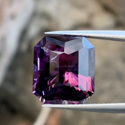 紫水晶 美麗的紫色紫水晶散裝 8.75 克拉花式切割天然寶石 第4張的照片
