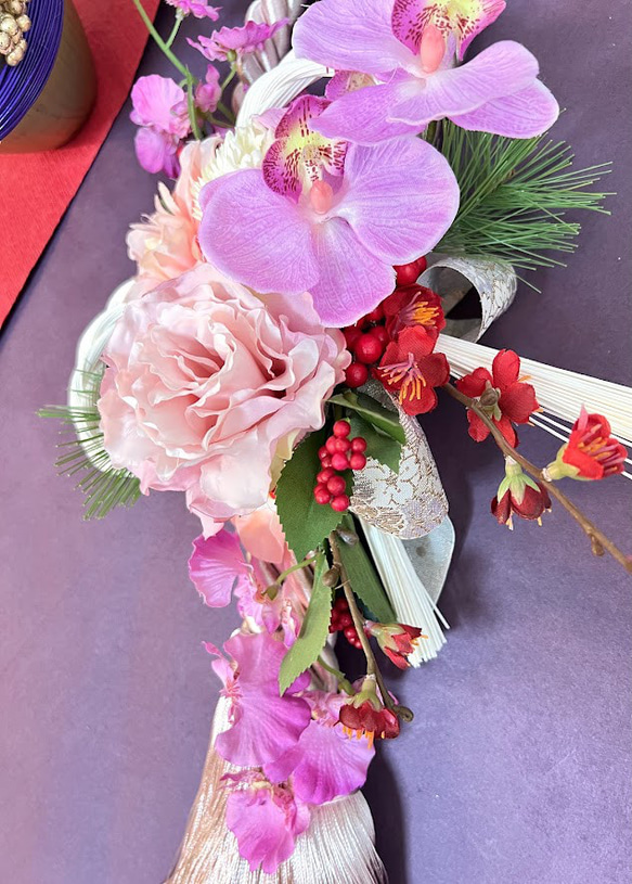 優しいパールピンクのイプのお正月を飾るおしゃれな締め飾り　ロング 5枚目の画像