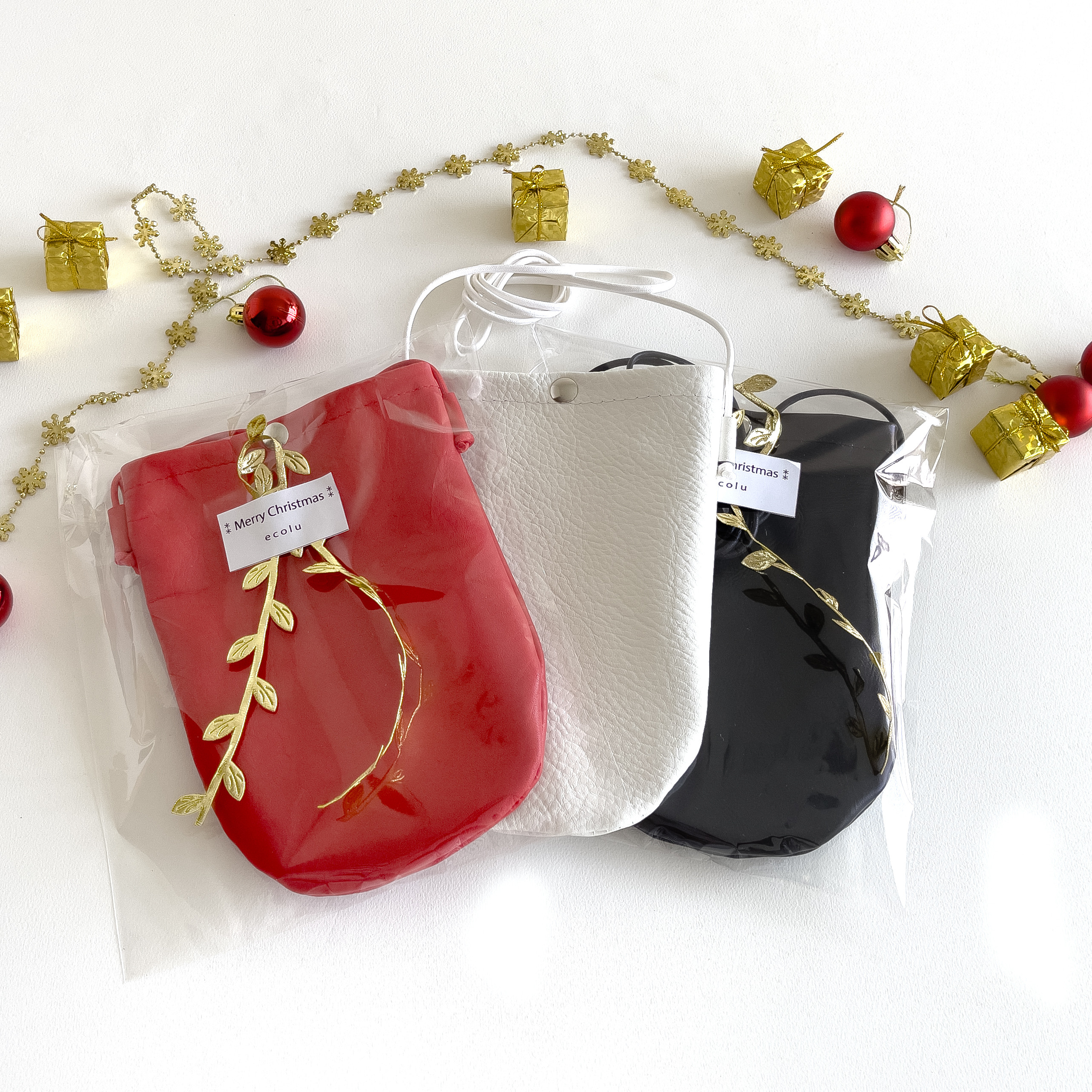 PAIR POKKE（ペアポッケ）  ポケット代わりの本革バッグ