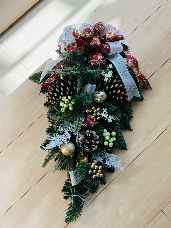 再販)◆約60㎝　大きいクリスマススワッグ（ご希望のカラーでお作りいたします） 1枚目の画像