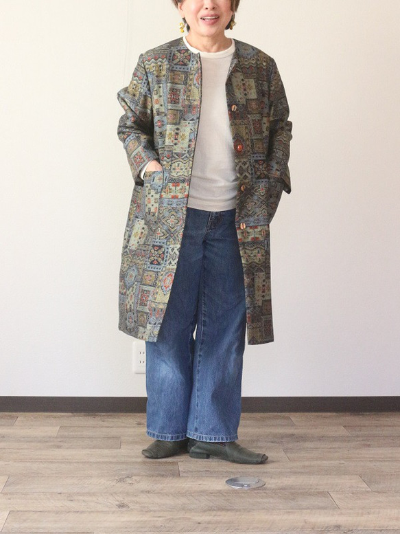 着物リメイク　ブロック模様紬後ろタックコート 2枚目の画像