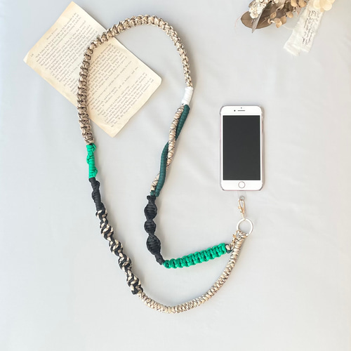 長さ選べる】パラコードで作るスマホショルダーストラップ(カラフル