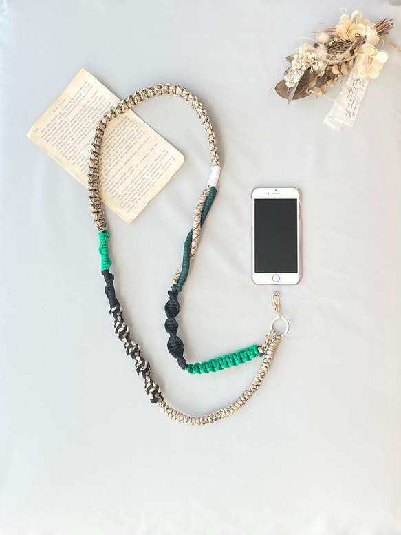 長さ選べる】パラコードで作るスマホショルダーストラップ(カラフル