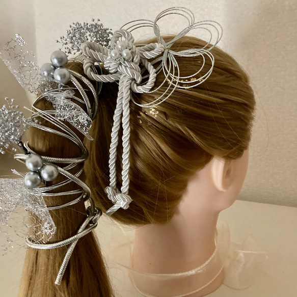 髪飾り　成人式　結婚式　水引　銀箔　和玉 1枚目の画像