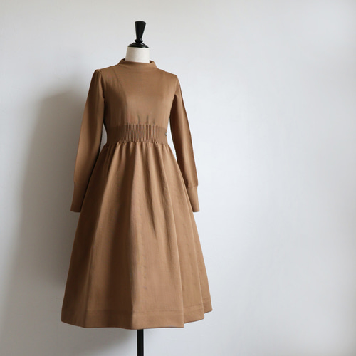 完売です！】ホールガーメント ボトルネックワンピース【モカベージュ  