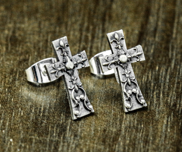 No.1146 シルバークロスと鈴丸ビーズのロングピアス 楽天市場】【 メタリック 鈴丸 ビーズ 6mm 8mm 10mm 12mm j4