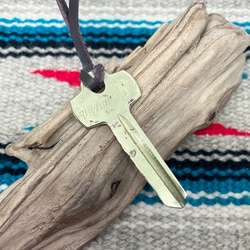 真鍮　ブラス　アメリカ　ヴィンテージキー　鍵　ネックレス　ペンダント　# インディアンジュエリー　ネイティブアメリカン 3枚目の画像