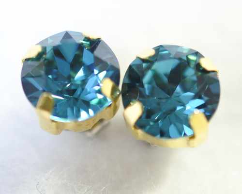 スワロフスキーピアスandリード、首輪セット♡ 楽天市場】スワロフスキー アトラクトソウル ピアス ピンク