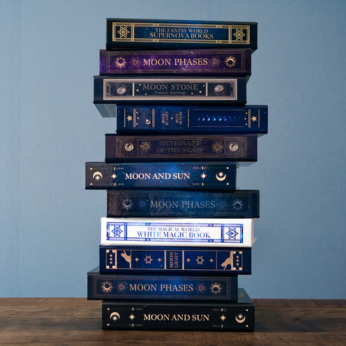 魔法の本のようなブックボックス 