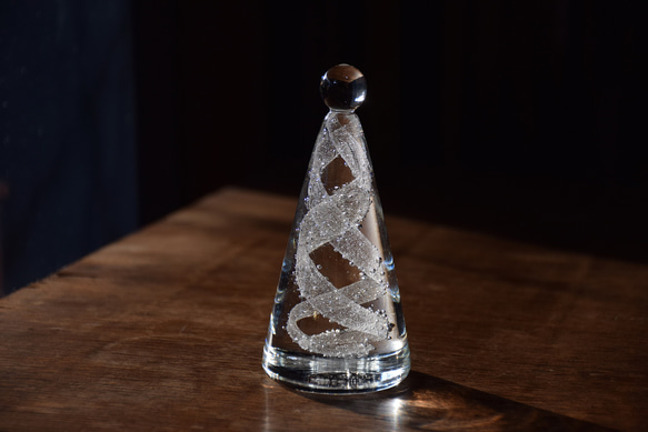 ガラスのクリスマスツリー（泡のレース） 3枚目の画像