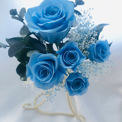 プリザーブドフラワー綺麗な空色のブルーローズ5輪のふんわり花束（花束ラッピング） 7枚目の画像