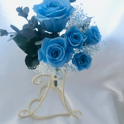 プリザーブドフラワー綺麗な空色のブルーローズ5輪のふんわり花束（花束ラッピング） 6枚目の画像
