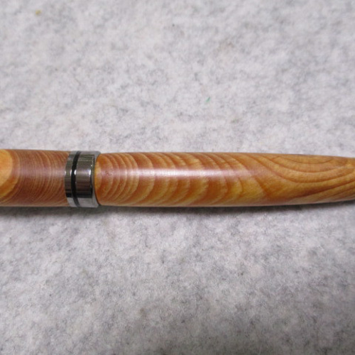木軸シャープペン　肥松（赤松）ジン　金襴杢　出雲産　樹齢250年希少材 肥松(赤松)ジン 金襴杢 広島産 蜜蠟ワックス仕上げ 木軸