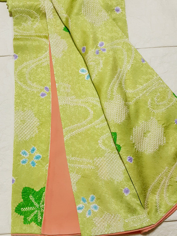 ワンタッチ着物　くらわん着物　アンティーク正絹絞りリメイク　黄緑紅葉花文様 また 身長 体重を備考欄にお書きください 幅出し 詰め等の寸法直しは致しておりません ご了承下さい