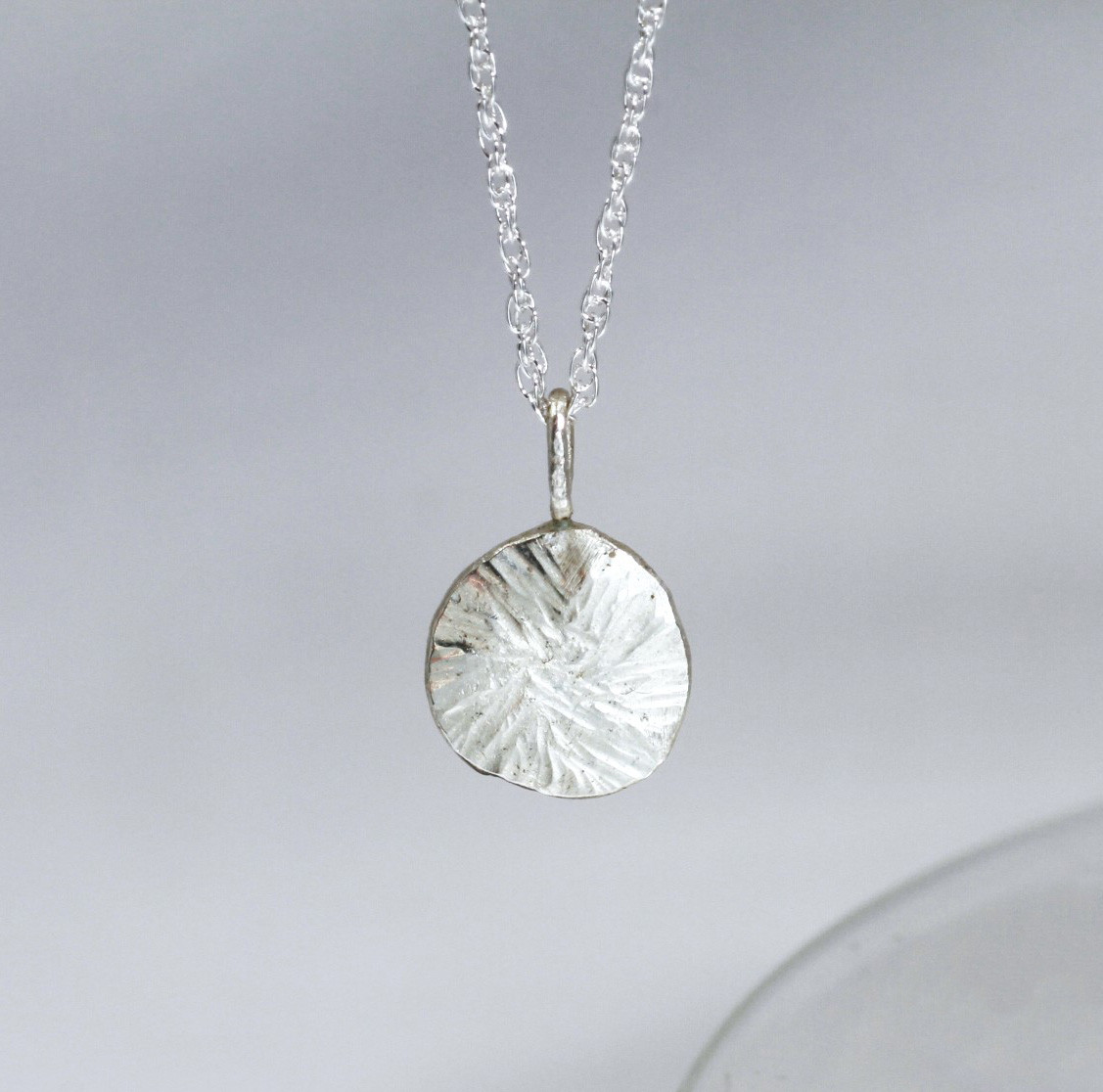 halo necklace　シルバー