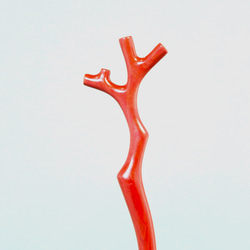 木簪 赤珊瑚のかんざし(Mサイズ) 木製PI/ピンクアイボリー 防水 1枚目の画像