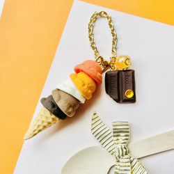 ショコラオレンジ アイスクリーム /バッグチャーム / キーホルダー 1枚目の画像