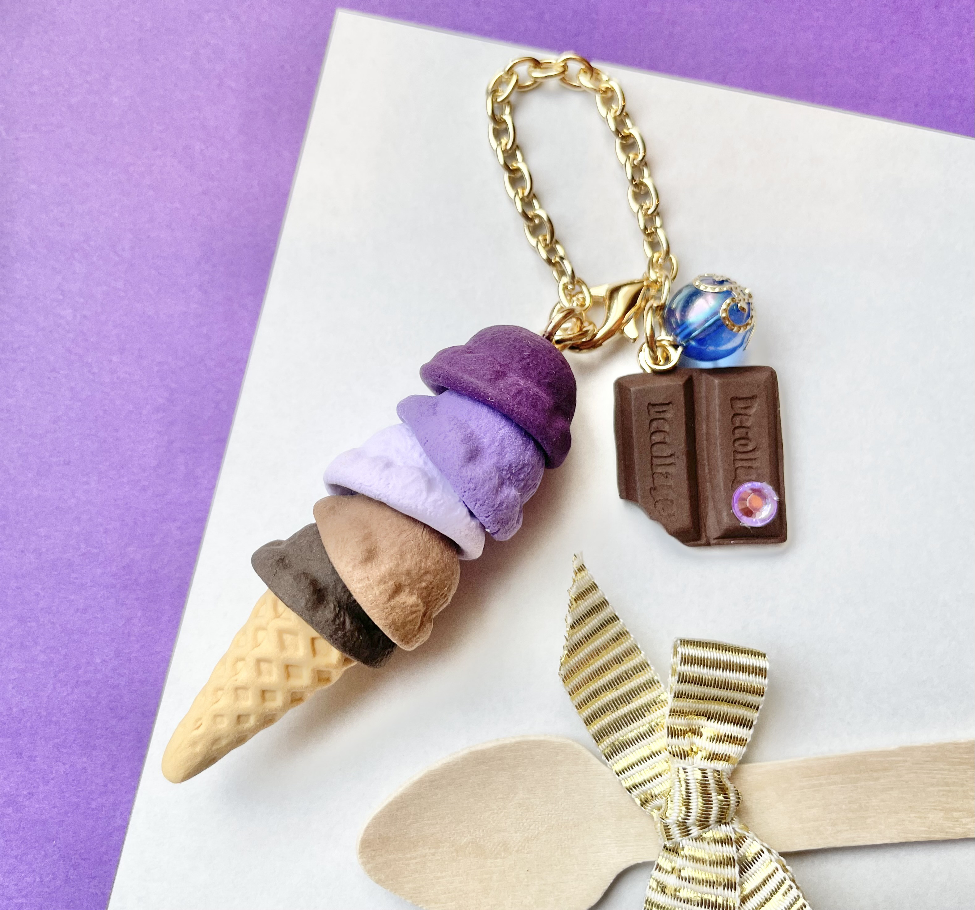AS02 フェンディ 美品 アイスクリーム バッグチャーム