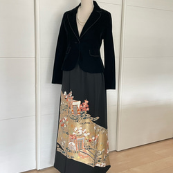 黒留袖リメイク 御所車と花々　ロングスカート　正絹　フリーサイズ  大きなサイズ 5枚目の画像