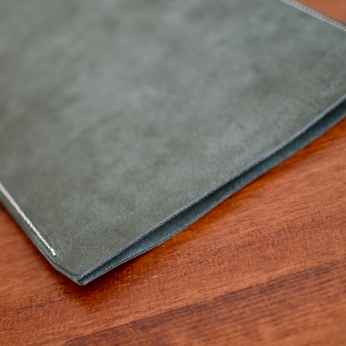 本革レザー iPadminiケース イタリアンレザー グリーン iPad miniケース 本革イタリアレザー 経年変化を楽しめる