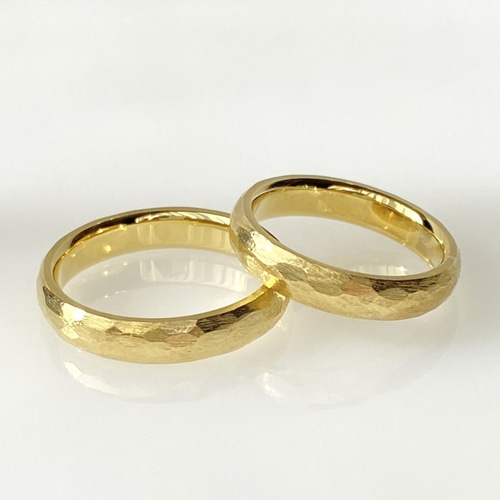 K18 荒らし鎚目のマリッジリング 幅4mm [結婚指輪][ペアリング] 指輪