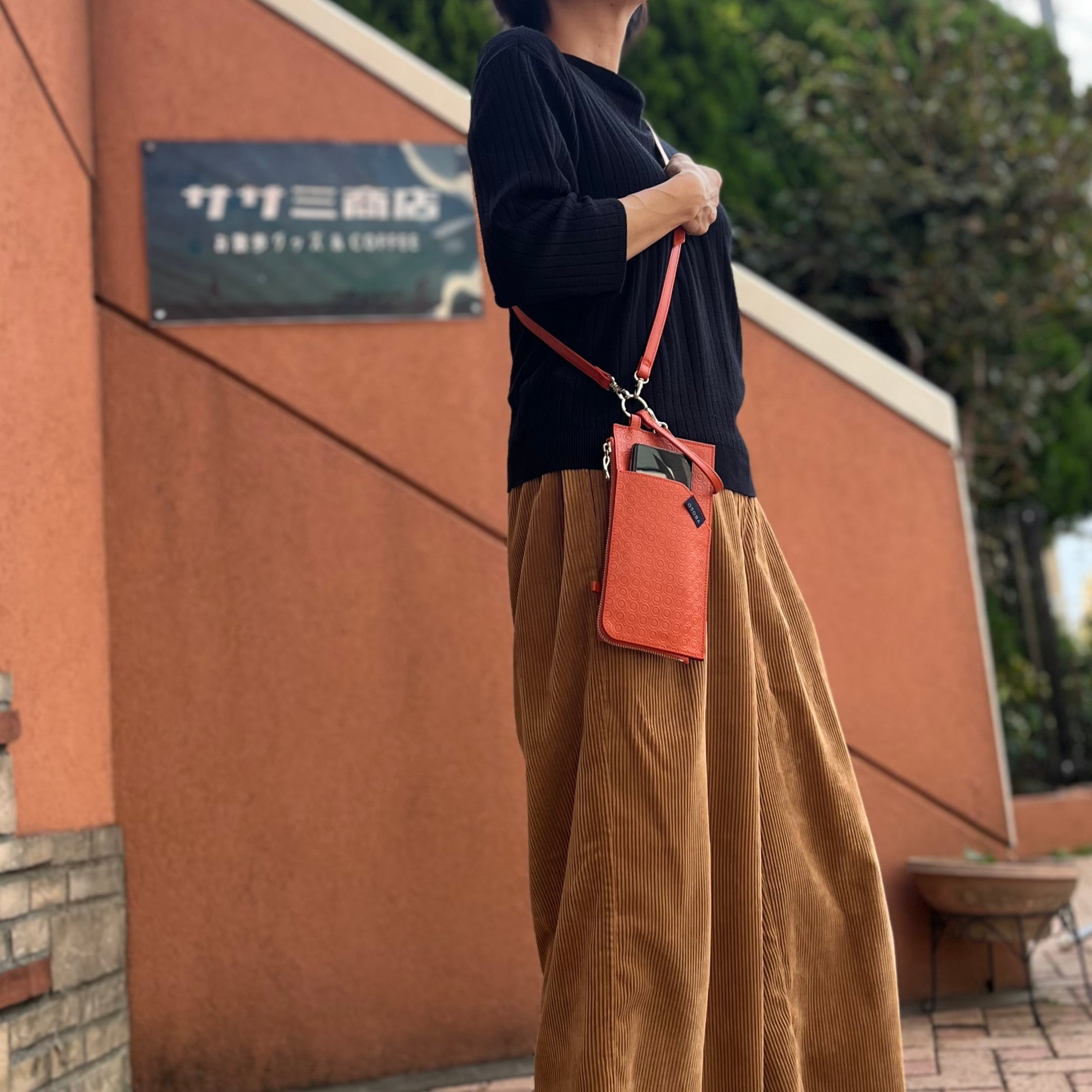 【送料無料】WalkWith◎（ダブルリング）OSOBA スマホが縦に入るお財布ポシェット