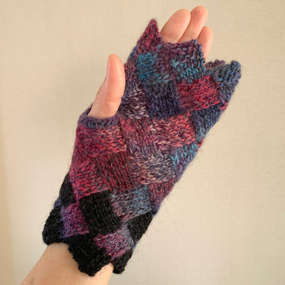 手編みニット手袋　指なし　ハンドウォーマー　アームウォーマー ターコイズMIX2 バスケット編み　女性用 4枚目の画像