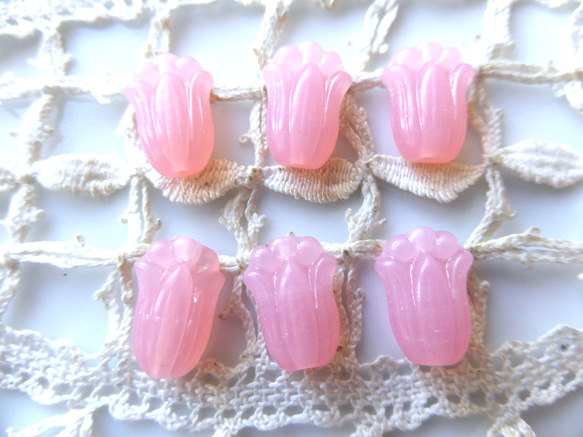 8個　蕾　半透明ピンク　チェコビーズCzech Glass Beads 5枚目の画像