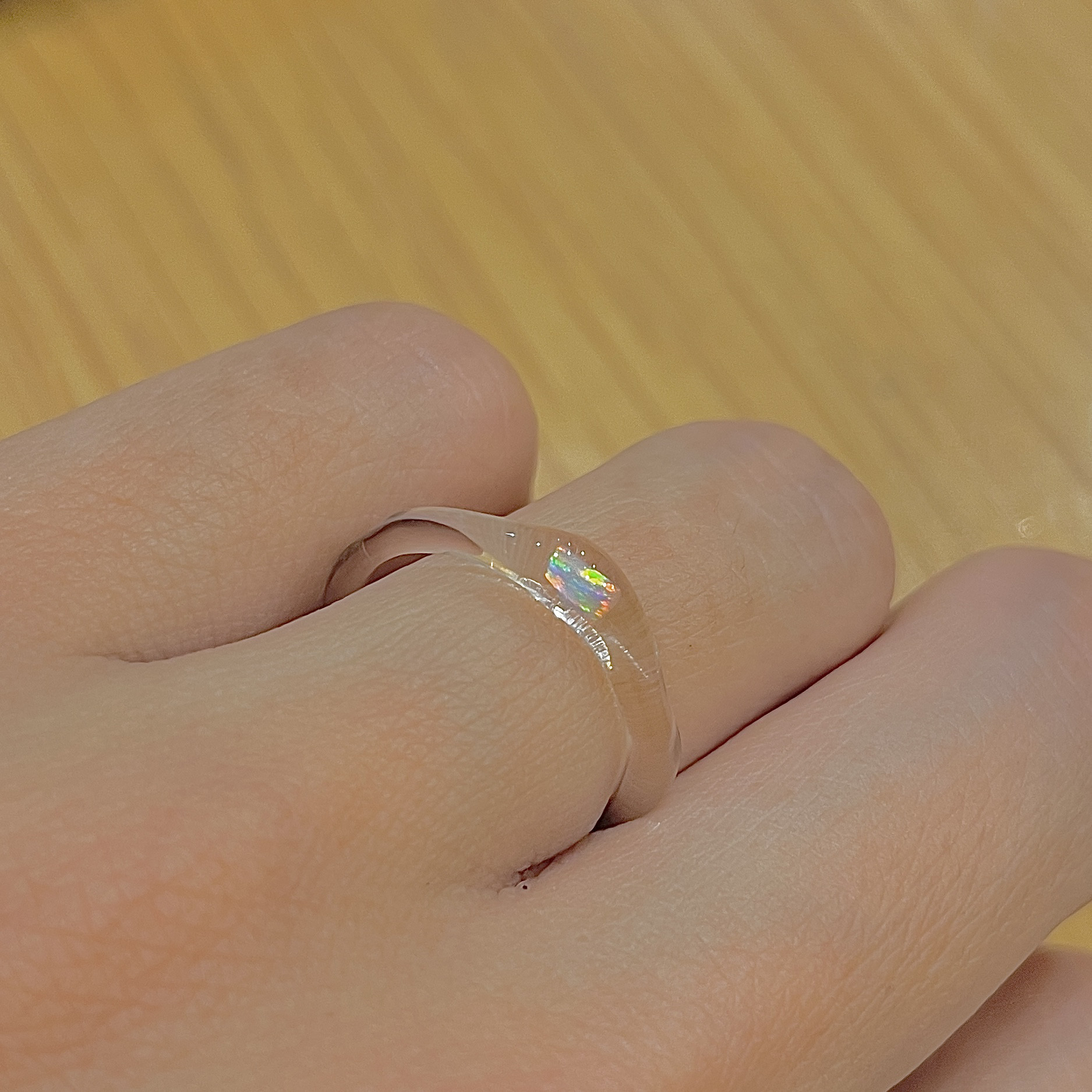 ＊細くてコンパクトなオパールリング＊