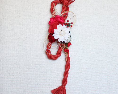 赤リボンしめ縄リース2026 お正月飾り おしゃれ 赤 レッド ダリア 造花