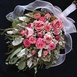 『大きめ』モーヴピンクの薔薇とミニ薔薇、ラグラスのアンティークでロマンティックなブリザーブド・ドライフラワースワッグ 7枚目の画像