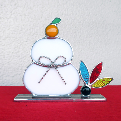 ステンドグラス 鏡餅と羽根 お正月 その他インテリア雑貨 pi-tyan 通販