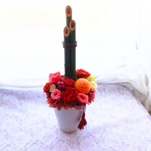 門松アレンジ2024白小 お正月アレンジ 門松 菊 マム プリザーブド 竹