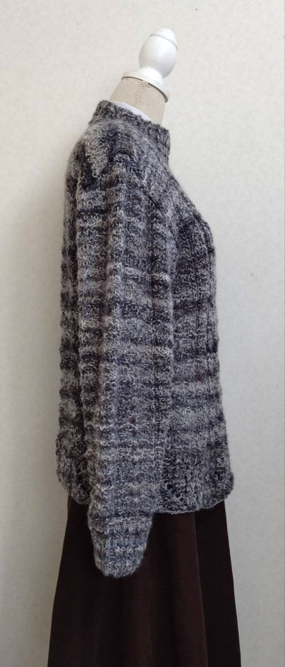 ウール100% 手編み セーター 3枚目の画像