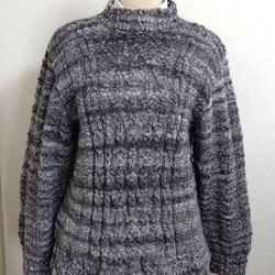 ウール100% 手編み セーター 1枚目の画像