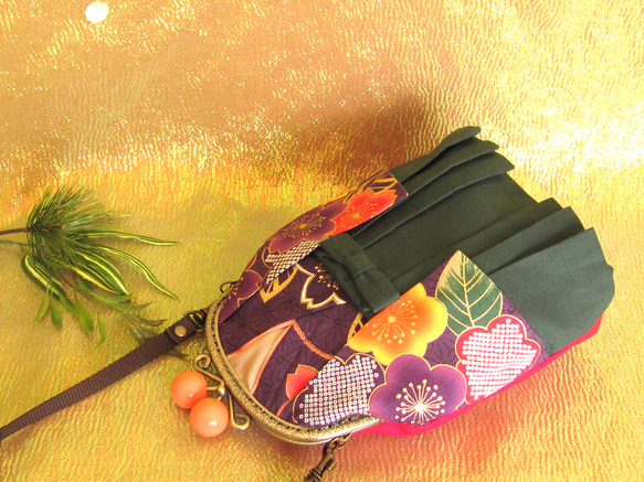 袴のマチ有りポシェット♦梅桜　紫/深緑 2枚目の画像