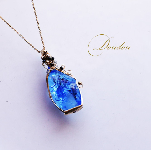 アンダラクリスタル サファイアブルー14kgfペンダントトップ［sa3248